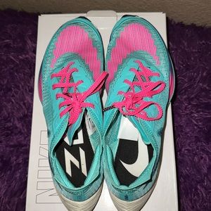 Nike Zoom Vaporfly
NEXT% 2 By You
Women's Road Racing
Shoes